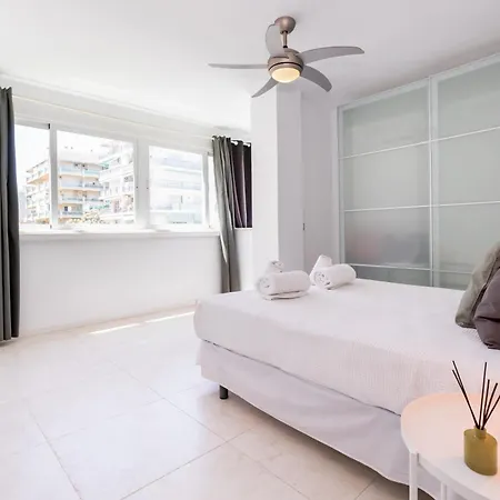 Centro Con Piscina Miramar 2d Apartment *
