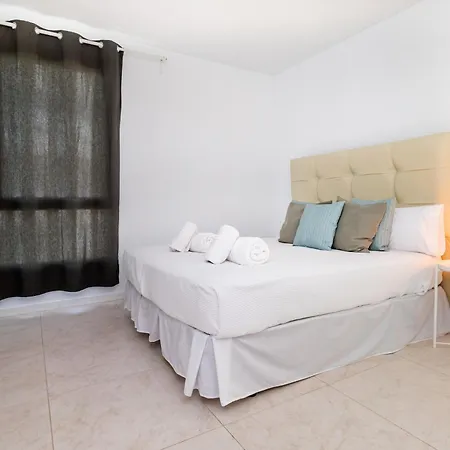 Centro Con Piscina Miramar 2d Apartment *