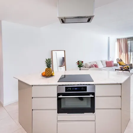 Centro Con Piscina Miramar 2d Marbella