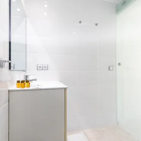 Centro Con Piscina Miramar 2d Apartment *